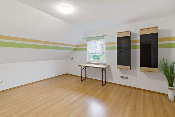 Schlafzimmer 3 OG
