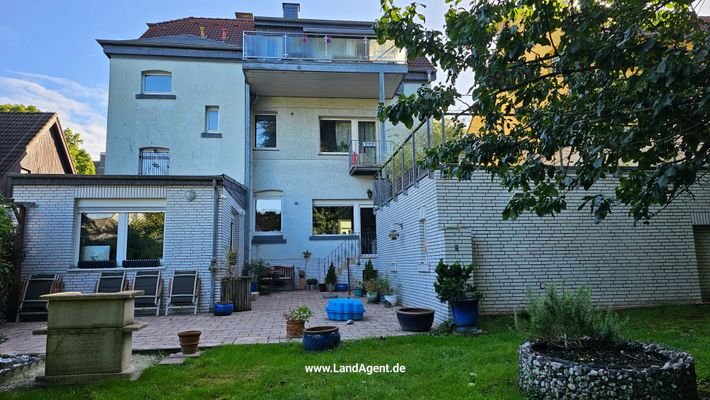 Garten, Terrasse, Garage