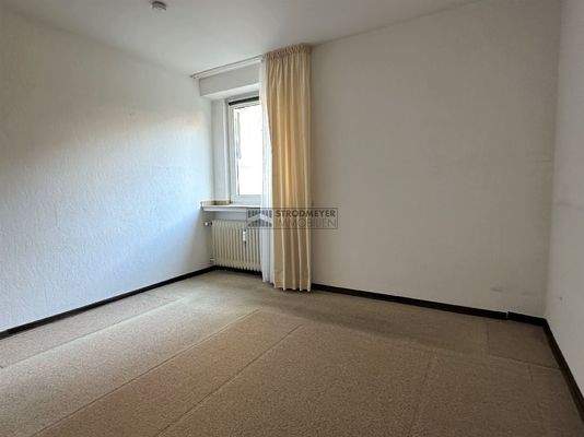 Kinder-/Arbeitszimmer