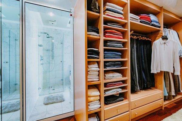 Badezimmer / Ankleidezimmer