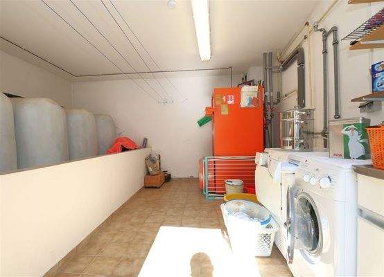 Heizungsraum-Waschküche