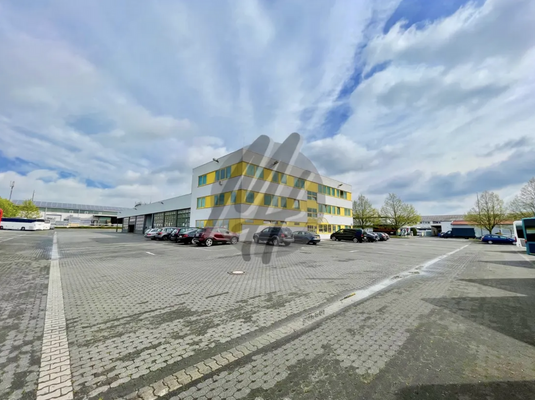 INFOS UNTER: 06171-586000