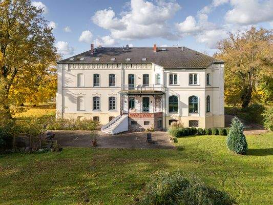 Gutshaus Alt Vorwerk Boddin Mecklenburger Parkland Ostsee