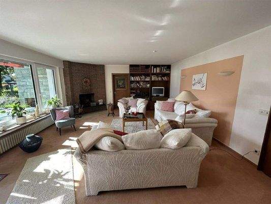 Wohnzimmer Erdgeschoss links