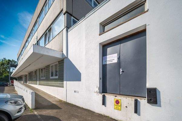 Zufahrt Lager Anlieferung