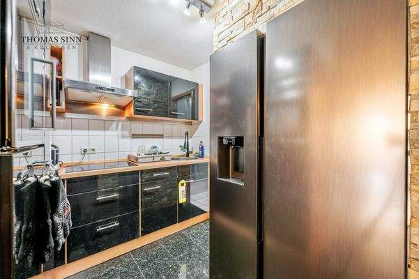 ...Side-by-Side-Kühlschrank inklusive