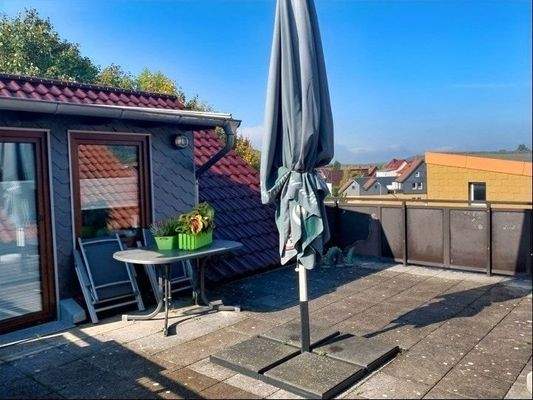 Dachterrasse zum Mehrfamilienhaus
