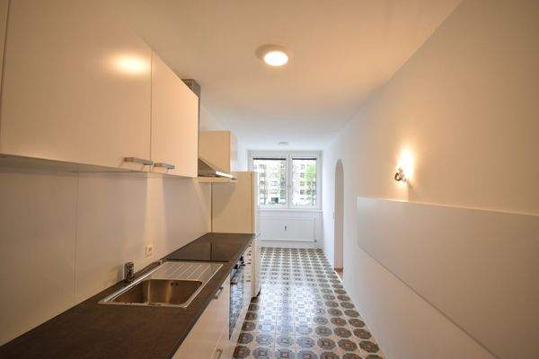 Kochbereich - Renovierte 3 Zimmer Wohnung mit Loggia Miete Schallmoos Salzburg