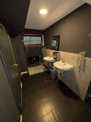 KG Sanitärbereich 2