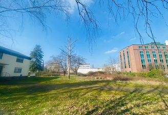 Grundstückund Nachbr