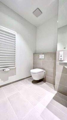 Groß (Gästebad Ansicht2)