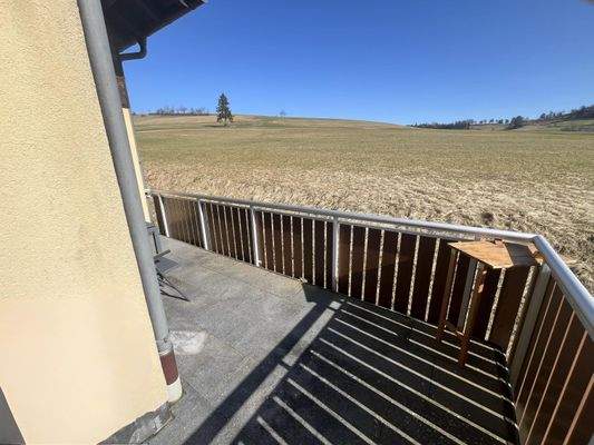 großzügiger Balkon mit südöstlicher Ausrichtung