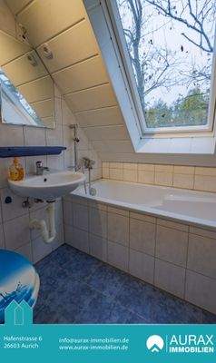 Badezimmer II im OG