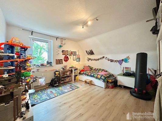 Kinderzimmer 2 (OG)