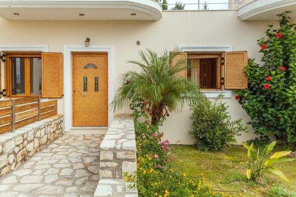 Kreta, Gavalochori: Zwei Villen und ein Studio mit einzigartigem Panoramablick auf das Meer zu verkaufen