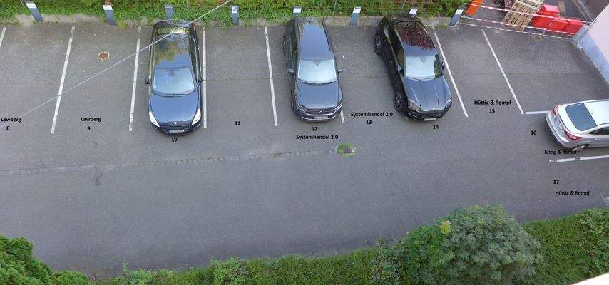 Parkplatz 2.JPG