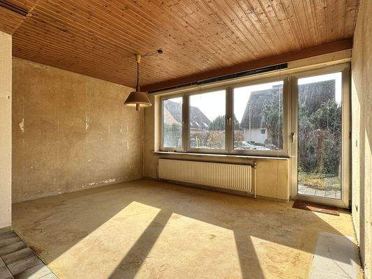  Essbereich mit Zugang zum Garten