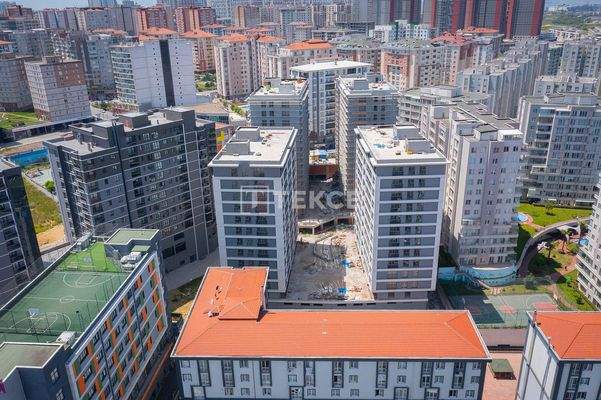 Apartments with Master Bathroom and Balcony in Esenyurt, Istanbul