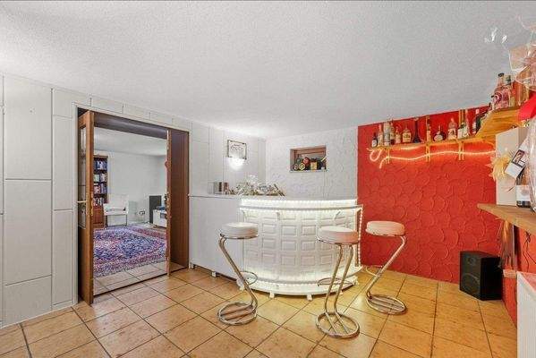 Kellerbar im Souterrain.jpg