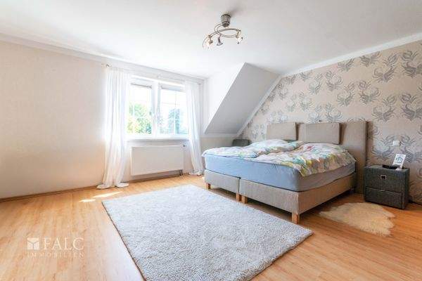 Schlafzimmer eins 1.OG