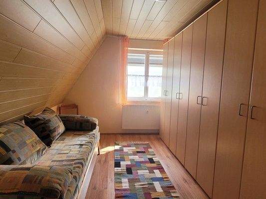 023 KInderzimmer DG Haus 2