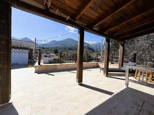Renoviertes traditionelles Haus mit atemberaubendem Blick auf die Weißen Berge