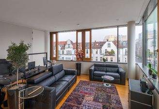 Schreibtischplätze 1