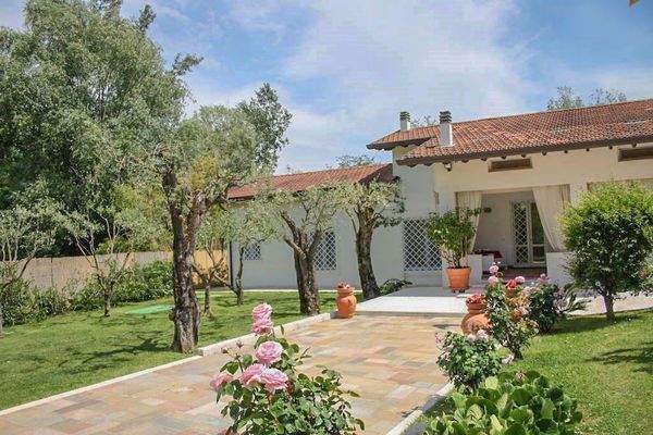 Agenzia Immobiliare Forte dei Marmi 18.jpg