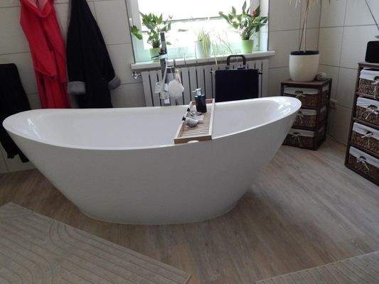 freihstehende Badewanne