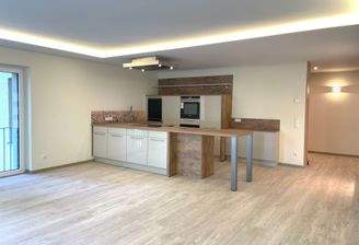 H 20 B - WHG 02 1.OG li - Küche 5.jpg