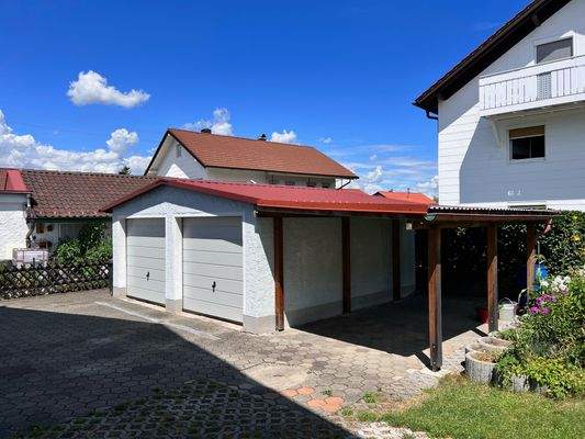 Doppelgarage / Carport 