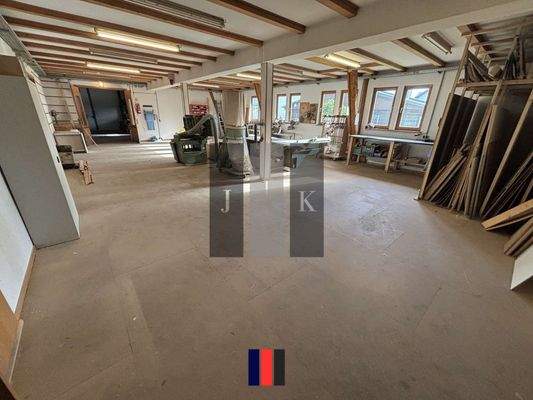 Halle Innenansicht 2