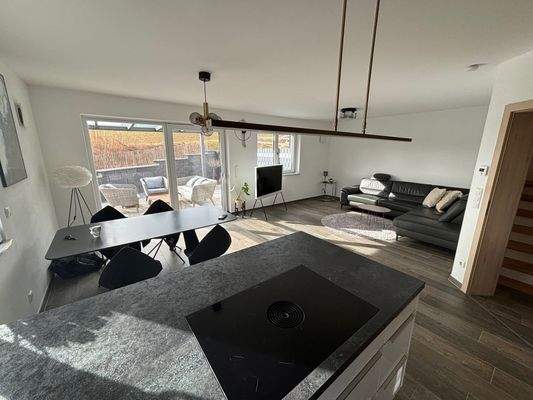 Küche Essen Wohnen.jpg