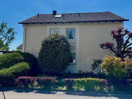 Vorderseite des Hauses