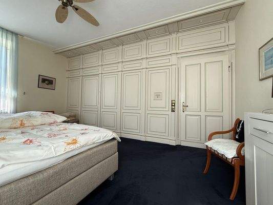 Wandvertäferlung OG Schlafz.