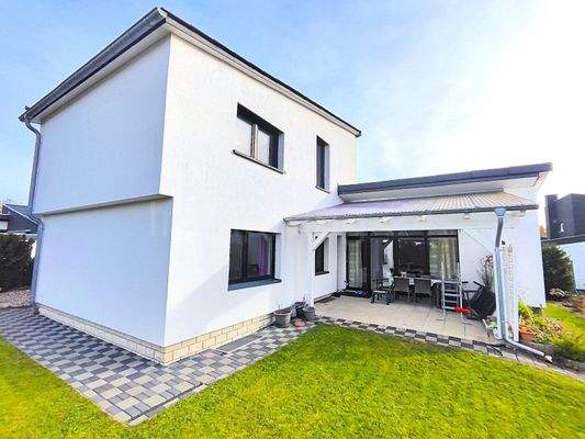 BLICK AUF DIE SONNENTERRASSE