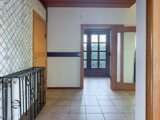 Hauseingang mit Garderobe