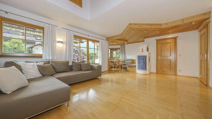 KITZIMMO-Gepflegtes Einfamilienhaus mit Kaiserblick kaufen - Immobilien Kitzbühel.