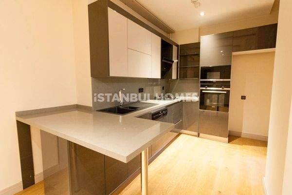 Ready to Move Apartments 550 m from Taksim Square in Beyoglu