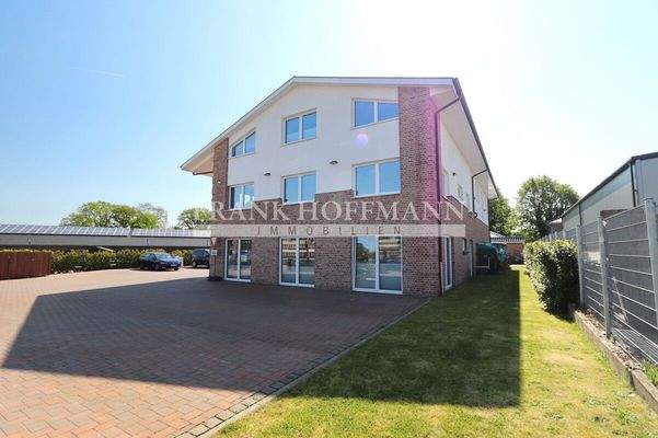 V8828 Bürogebäude 3