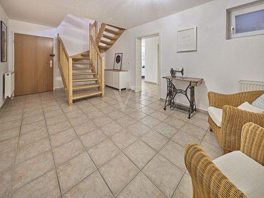 Separater Whgs.-zugang im UG