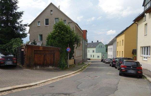 Strassenansicht Stadtauswärts