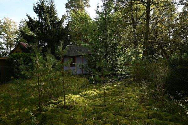 wundervolles Grundstück mit separatem Hüttchen.J