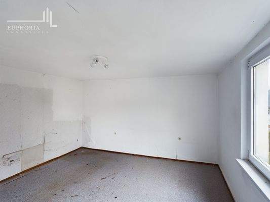 CAM03352G0-PR0039-STILL020