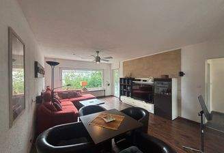 E 707 Wohn-Essbereich.jpg