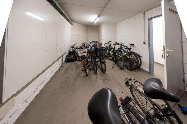 Abschließbarer Fahrradraum