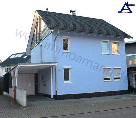 Liegenschaft Straßenansicht