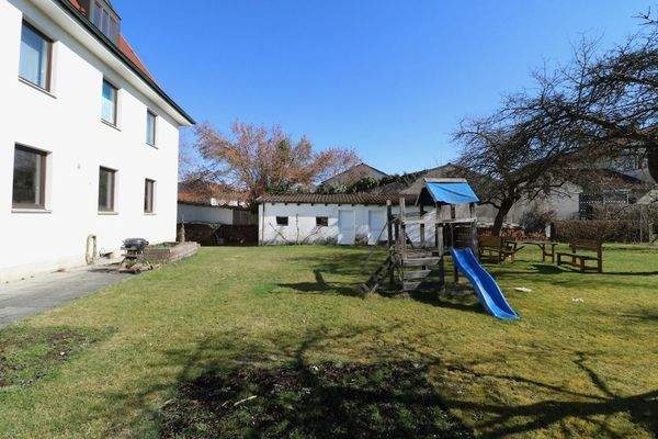 Grundstück West nach Ost