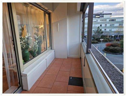 SW-Balkon, neu gefliest