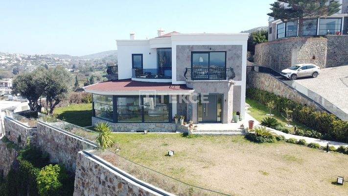 Detached Home with Sea View in Yalıkavak Bodrum